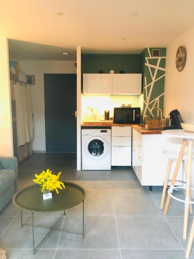 Studio Cosy Proche Mer Saint-Cyr-sur-Mer Bagian luar foto