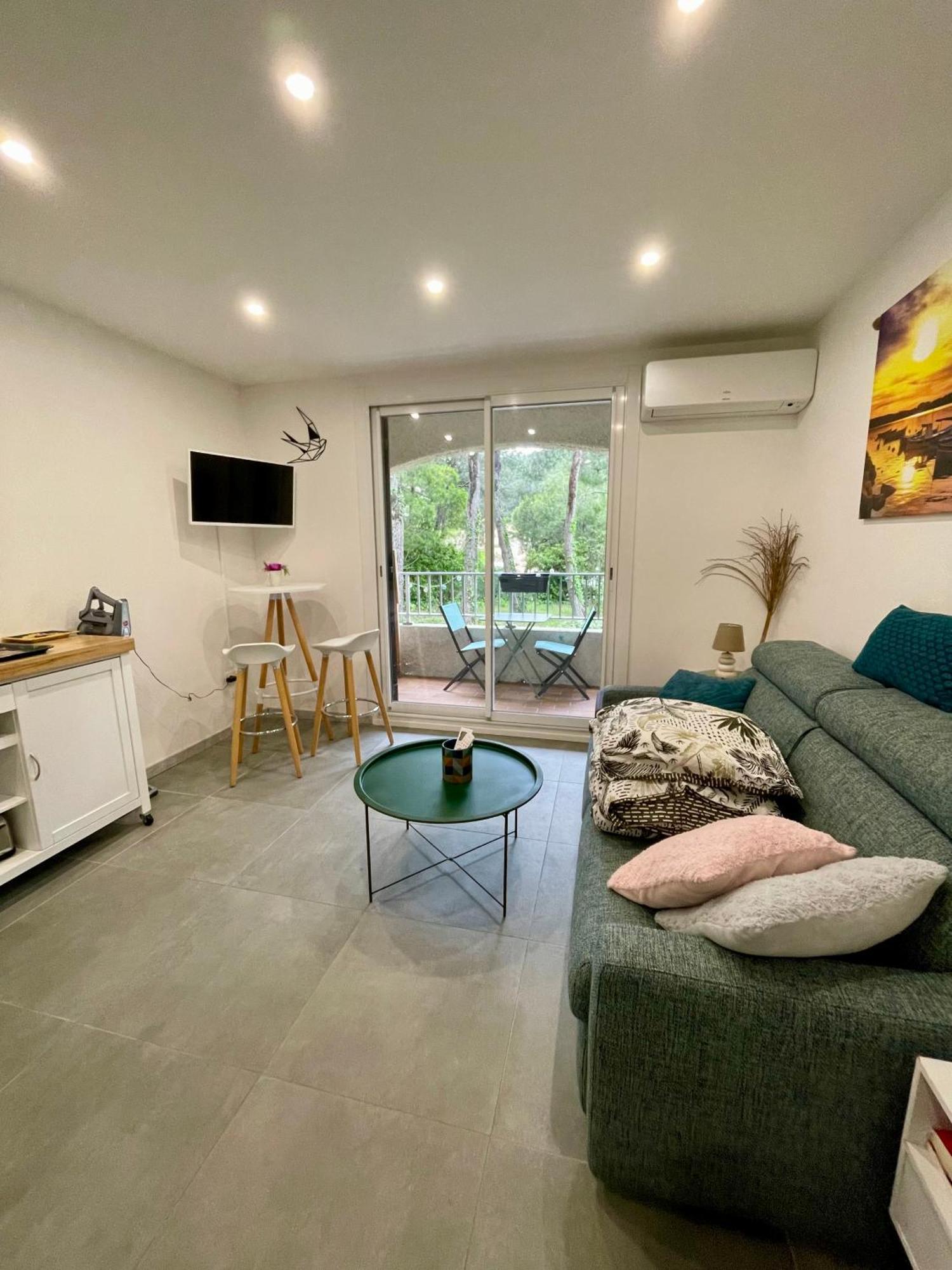Studio Cosy Proche Mer Saint-Cyr-sur-Mer Bagian luar foto